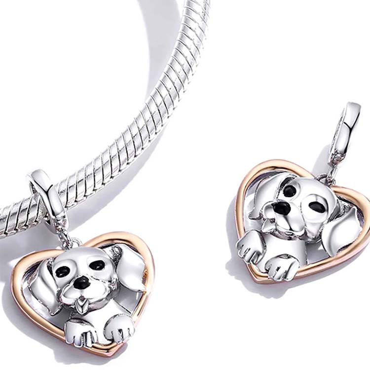 Berloque com Pingente Cão e Coração em Prata 925