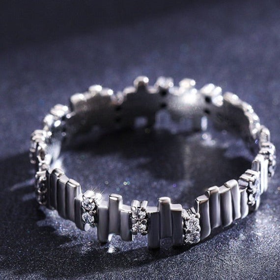 Anel Irregular com Zircônia Prata