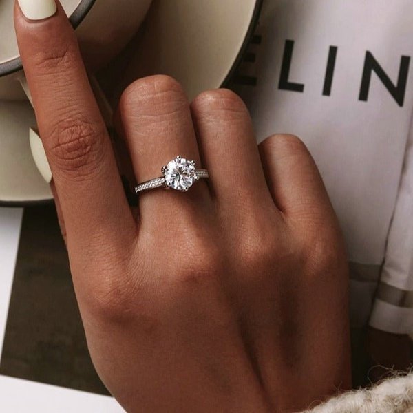 Anel Solitário Prata Elegance Diamante de Zircônia