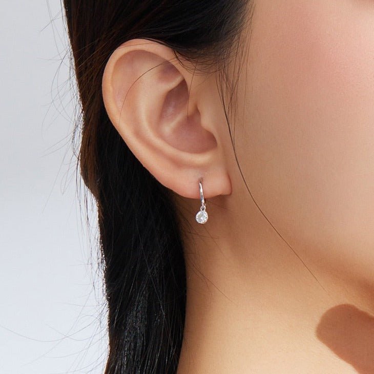 Brinco Argola Pingente Ponto de Luz Prata