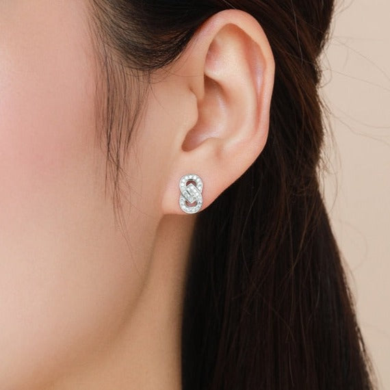 Brinco em Gota Duplo com Zircônia Prata