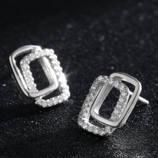 Brinco de Prata Retangular com Zircônia