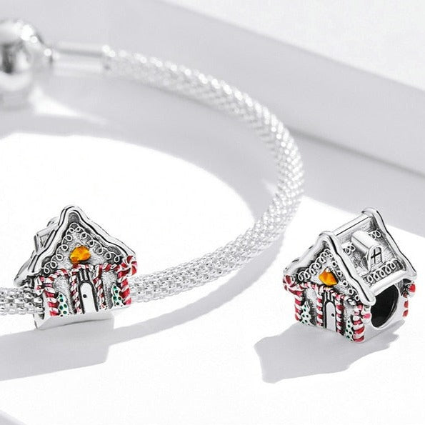 Berloque de Natal Casa do Papai Noel Prata