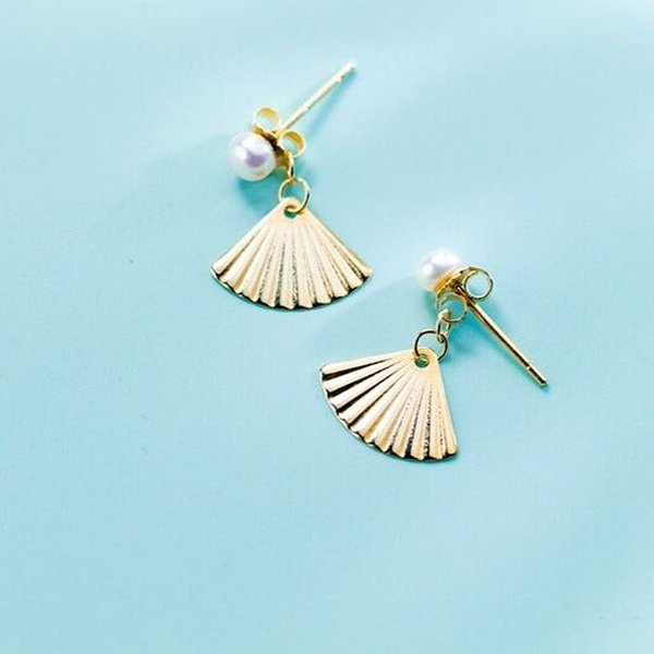 Brinco Dourado Pérola e Pingente