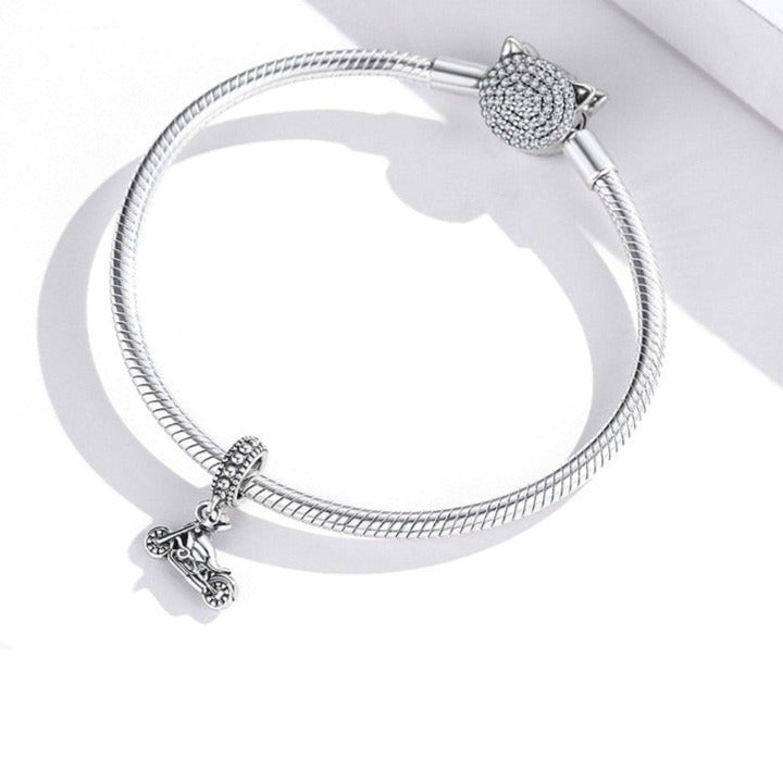 Berloque de Moto Prata