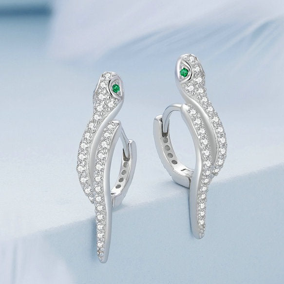 Brinco de Prata Serpente com Zircônias