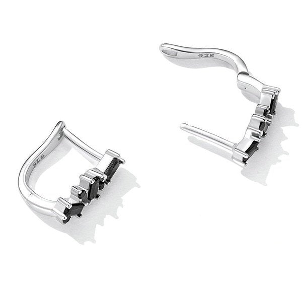 Brinco de Prata com Zircônias Irregulares