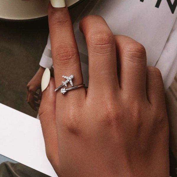 Anel Ajustável Prata Avião de Zircônia Viajantes