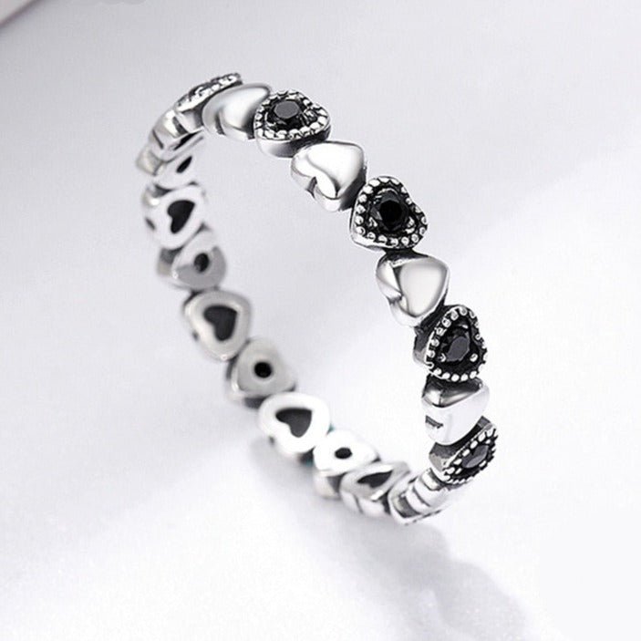 Anel Prata Corações Black