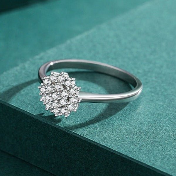 Anel Flor de Zircônia Prata