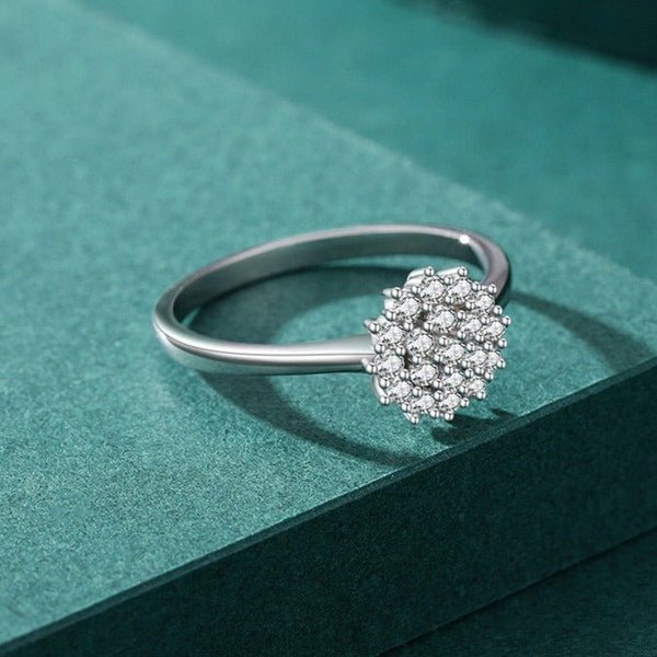 Anel Flor de Zircônia Prata
