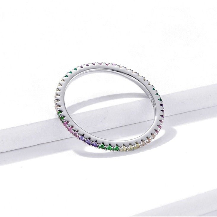 Anel Prata com Cravejado de Zircônia Colorido