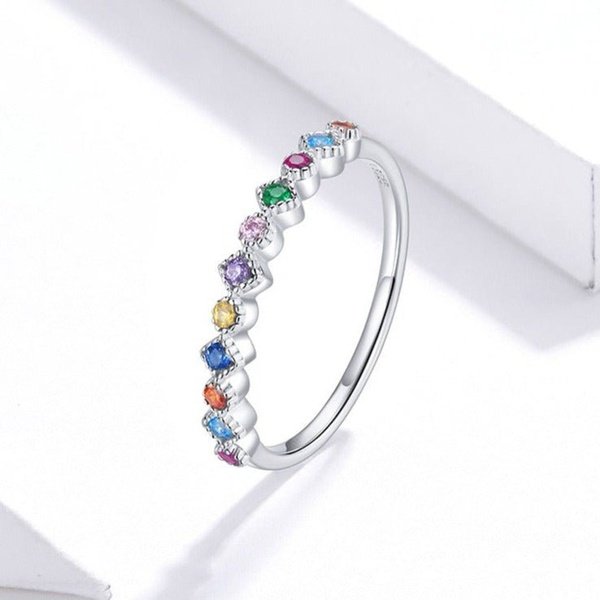 Anel Prata com Cravejados de Zircônia Rainbow