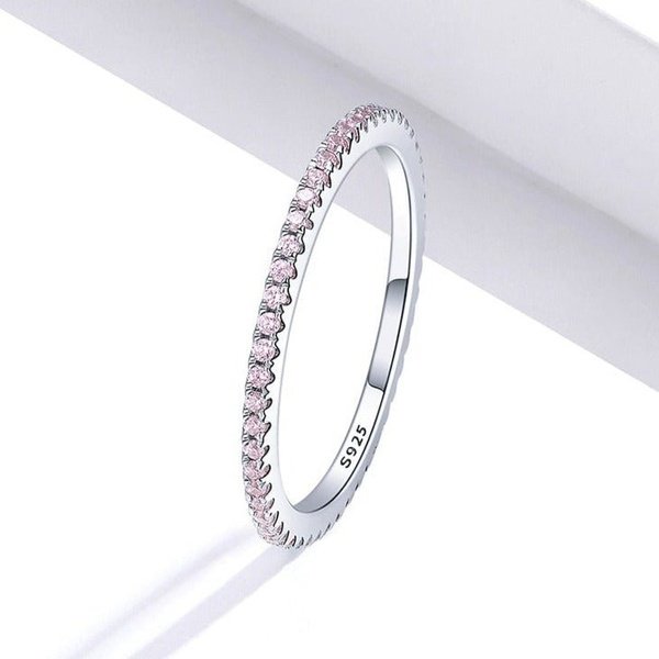 Anel Prata com Cravejados de Zircônia Rosa Claro