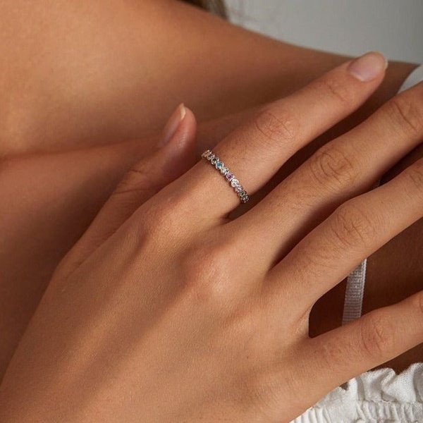 Anel Prata Corações Coloridos de Zircônia Rainbow