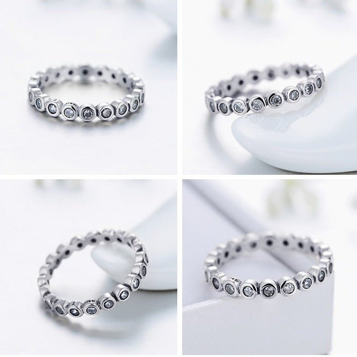 Anel Prata Sequência de Zircônias