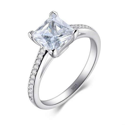 Anel Solitário de Noivado Prata com Diamante de Zircônia