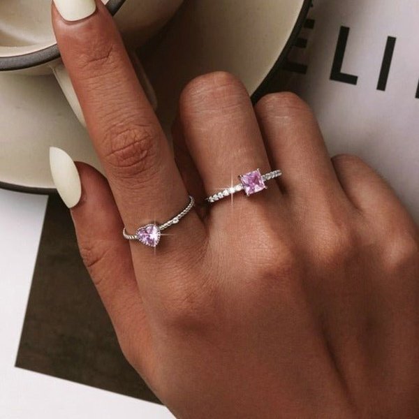 Anel Solitário Prata com Zircônia Rosa