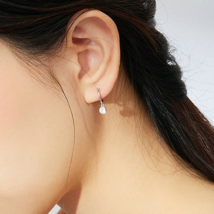 Brinco Argola Pingente Ponto de Luz Prata