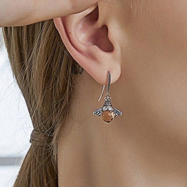 Brinco Prata Abelha em Zircônia