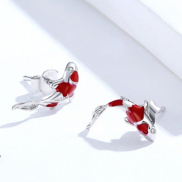 Brinco de Peixe Koi Prata