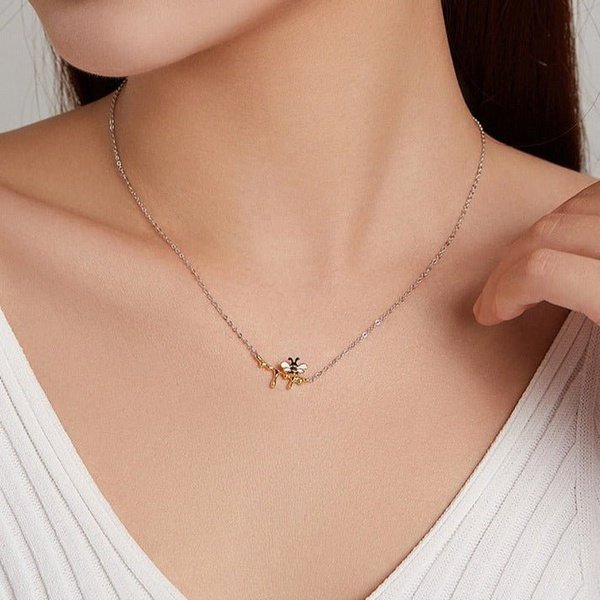 Colar Abelha e Mel Prata