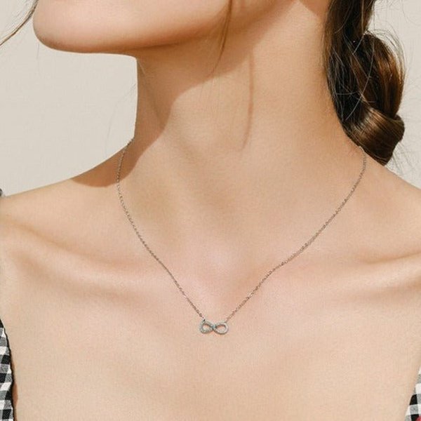 Colar Infinito de Turquesa Prata